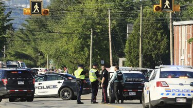 Cuatro muertos en tiroteo en el este de Canadá