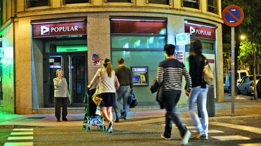 Prestamista español reporta pérdidas