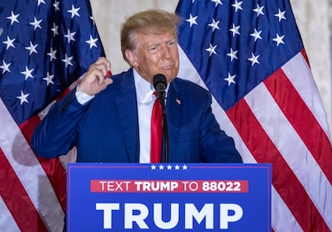 Trump insiste en su inocencia y pide que se retiren los cargos