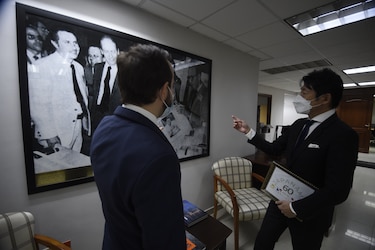 Embajador de Japón resalta la importancia de la libertad de prensa y expresión