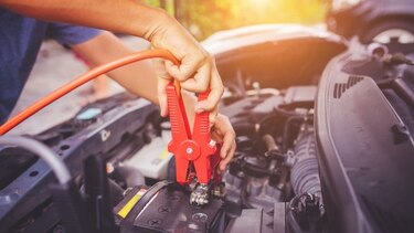 Prolongar la vida de la batería de su auto es posible. Conozca cómo.