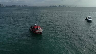 Rescatan cuerpo de persona que cayó al mar desde embarcación en Ocean Reef
