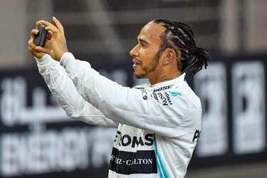 Hamilton vuelve a llevarse una pole cuatro meses después