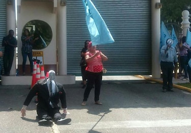 Anfacss protesta en Clayton