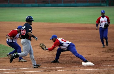 Cuba barre en cinco amistosos a Estados Unidos