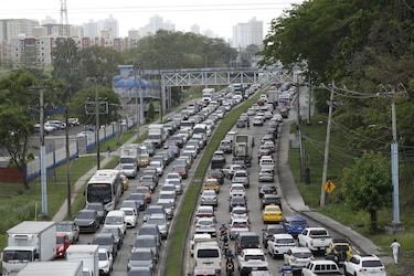 El cierre del puente de las Américas pone a prueba la movilidad hacia la ciudad capital