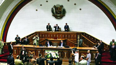 Ley de amnistía pasa su primer debate
