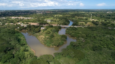 La peligrosa mezcla que contamina el río La Villa: Heces humanas, porcicultura y agroquímicos