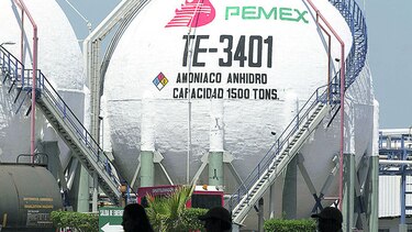 Producción de crudo de Pemex baja en junio