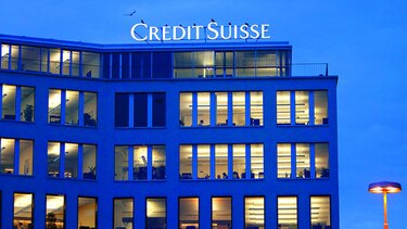 Credit Suisse recorta nómina