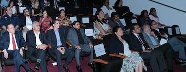 Aspirantes a la Presidencia apoyan propuestas educativas de jóvenes