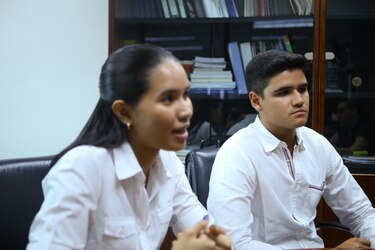 ‘En la Facultad de Medicina de la UP no hay cupos asegurados’, afirman dos graduandos de la carrera