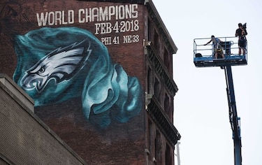 Eagles arrancan defensa de su primer Super Bowl