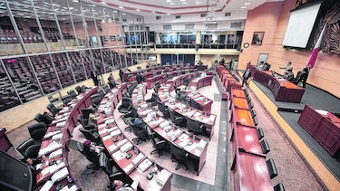 Asamblea tiene una extensa agenda