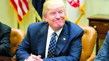 Trump busca culpables por déficit comercial