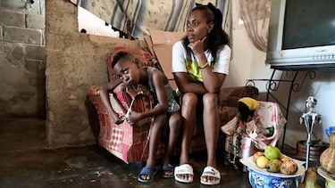Cómo la apertura de tiendas privadas de alimentos en Cuba destapó una desigualdad ‘invisible’