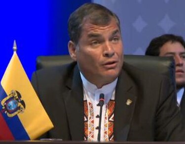 Confuso incidente entre un joven y el presidente Rafael Correa