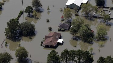 Más evacuaciones en Texas por Harvey