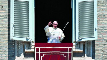 Papa promete medidas contra la pedofilia