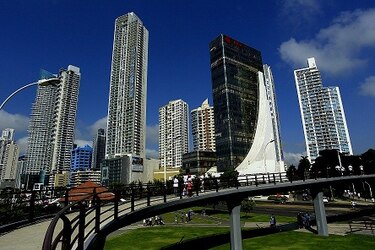 Economistas alertan sobre el riesgo de subregistro de gastos estatales