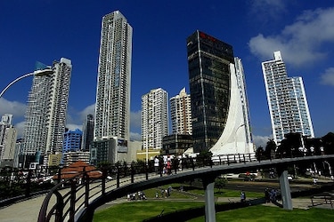 Standard & Poor's califica a Panamá con grado de inversión 'BBB'