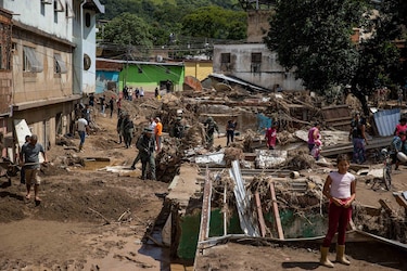 Inundaciones afectan a unas 4,000 familias en un estado del este de Venezuela