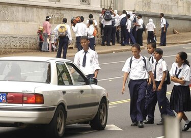 Meduca aboga por el uso correcto del uniforme escolar