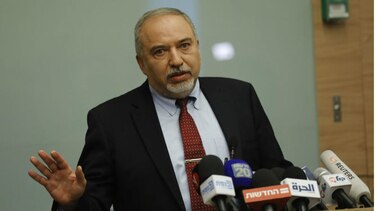 Ministro israelí de Defensa anuncia su dimisión tras el alto el fuego en Gaza