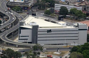 Asamblea Nacional instala más controles de acceso