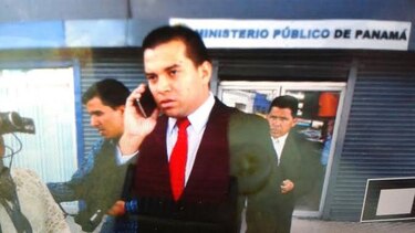 Exviceministro de Comercio acude a la Fiscalía Segunda Anticorrupción