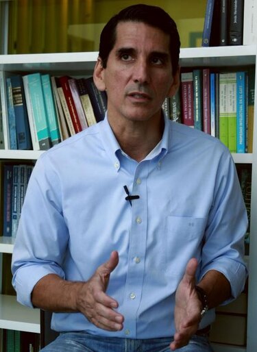 Roux: Debate con Arias y Burillo sería sano para CD