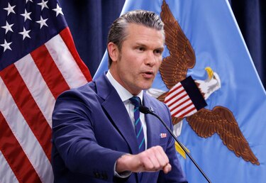 Estados Unidos afirma que la tregua con Irán se mantiene en medio de operación ‘defensiva’ en Ormuz