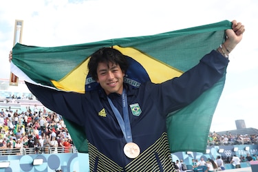 El brasileño Augusto Akio homenajea a su abuelo japonés tras colgarse el bronce