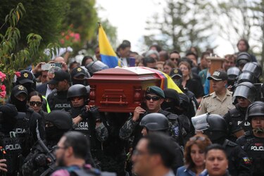 ‘El Estado tiene que dar muchas respuestas de lo que pasó', asegura la esposa de Fernando Villavicencio