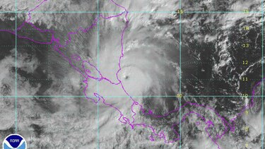Huracán ‘Otto’ toca tierra en costa sur de Nicaragua