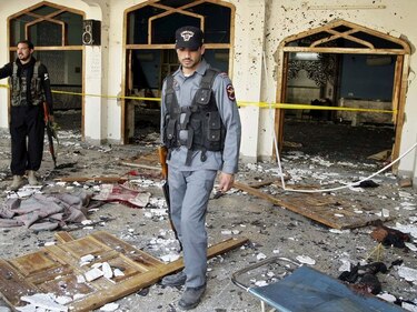 Ataque a una mezquita en Pakistán deja al menos 10 muertos y 60 heridos