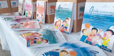 Asociación de escuelas particulares conoce sobre guías de sexualidad