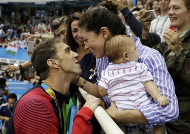 Michael Phelps ahora comparte el escenario con Boomer