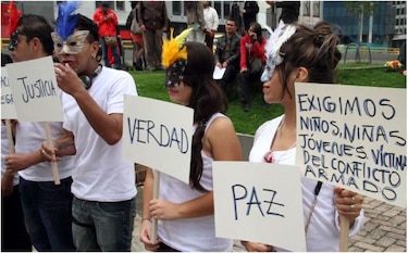 Con diálogos suspendidos completa dos años proceso de paz en Colombia