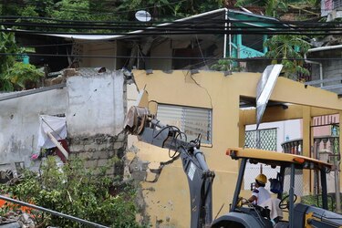 Siguen las labores de demolición de casas en Samaria
