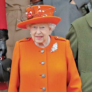  Isabel II establece  ‘transición’ 
