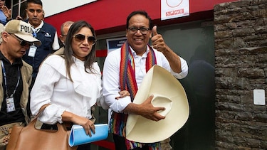 Elecciones en Perú: Keiko Fujimori vuelve a adelantarse a Roberto Sánchez