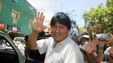 3 claves para entender por qué la izquierda perdió en Bolivia tras casi 20 años en el poder