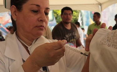 Este fin de semana se vacunaron 175 mil personas contra la influenza