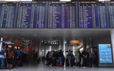 Lufthansa prolonga la suspensión de sus vuelos a Pekín y Shanghai por coronavirus