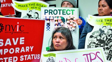 Estados Unidos retira protección a 200 mil salvadoreños
