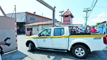 Buscan pistas en oficinas de Vargas y de los Martinelli
