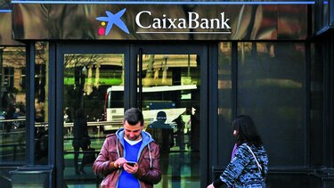 CaixaBank gana fuera de España