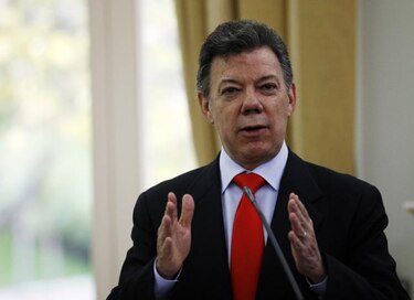 Santos pide investigar denuncias de pirata informático por espionaje
