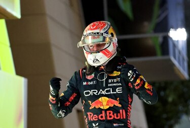 Verstappen gana en Baréin por delante de ‘Checo’ Pérez y Alonso